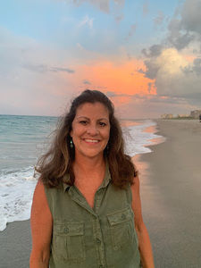 Meet your Posher, Janelle